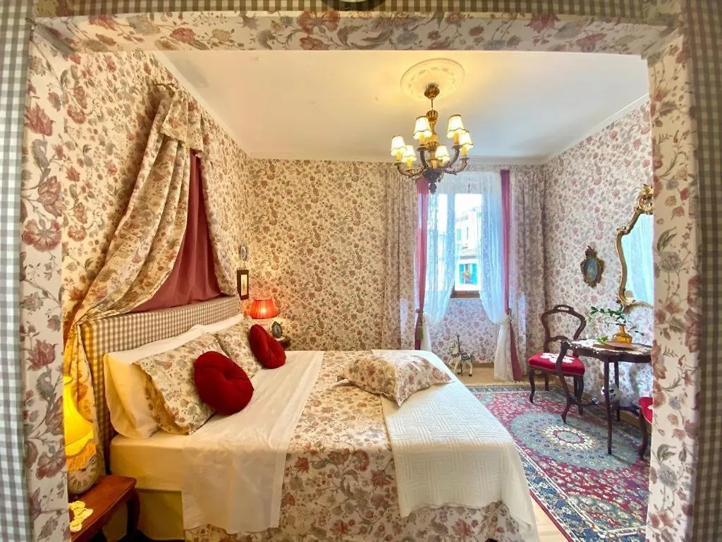 فندق مبيت وإفطار كاستيجليون فيورنتينو Camera Romantica Con Giardino In Dimora Storica - B&B Palazzo Robicci إيطاليا